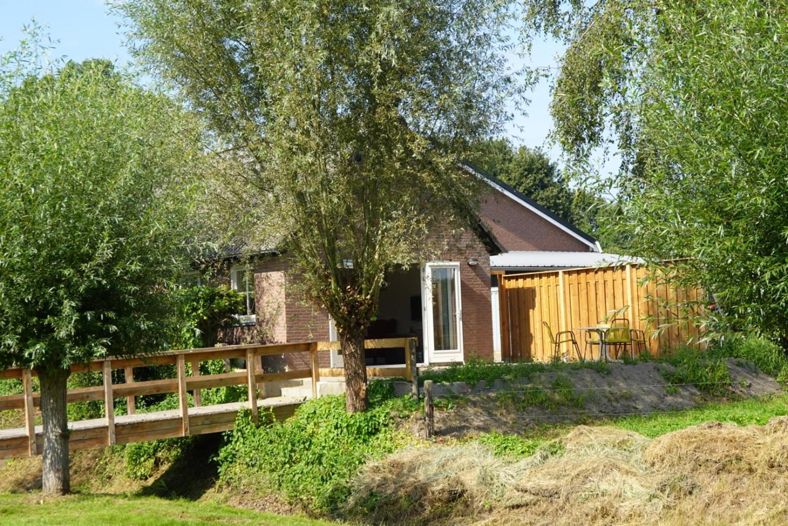 Villa De Knotwilg Loon op Zand Exterior foto